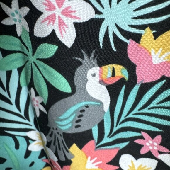 Chubbies' Men's S Classic Swim Trunk Basket Lined Multi Tropical Print 5.5" NWOT - Picture 9 of 14